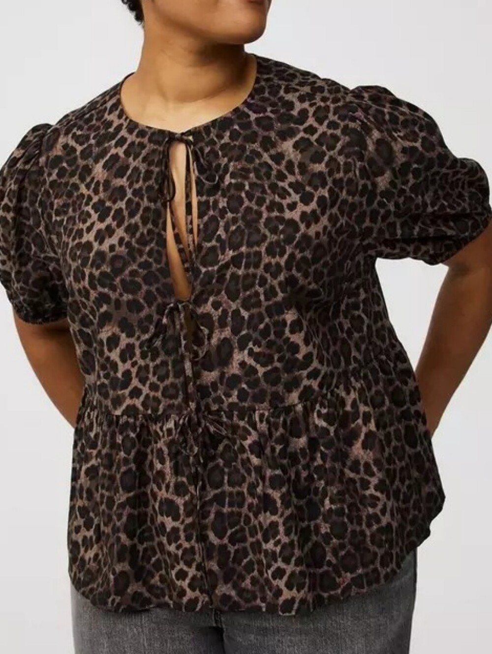 3X • Torrid • Leopard Print Puff-Sleeve Peplum Tie-Front Blouse